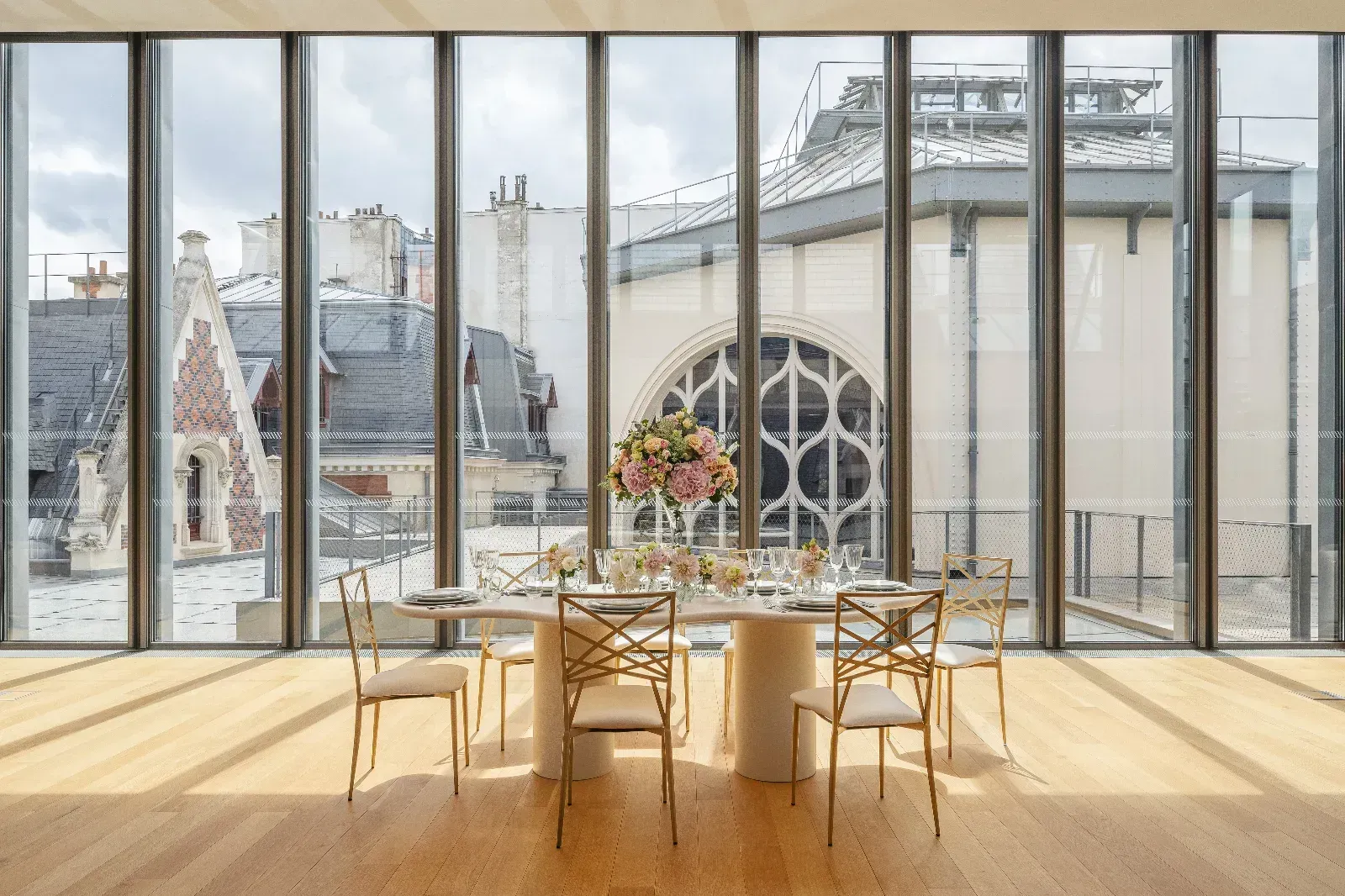 Hôtel particulier néo-Renaissance dans le 17e — Lieu d'événement près du Parc Monceau