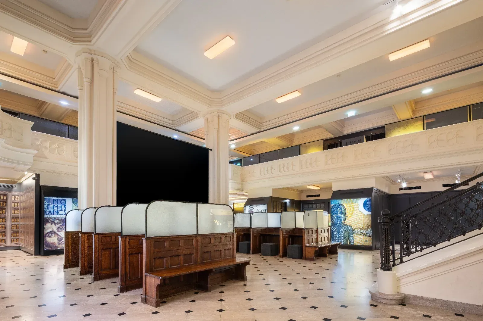 Elegant 320 m² Event Venue in Paris