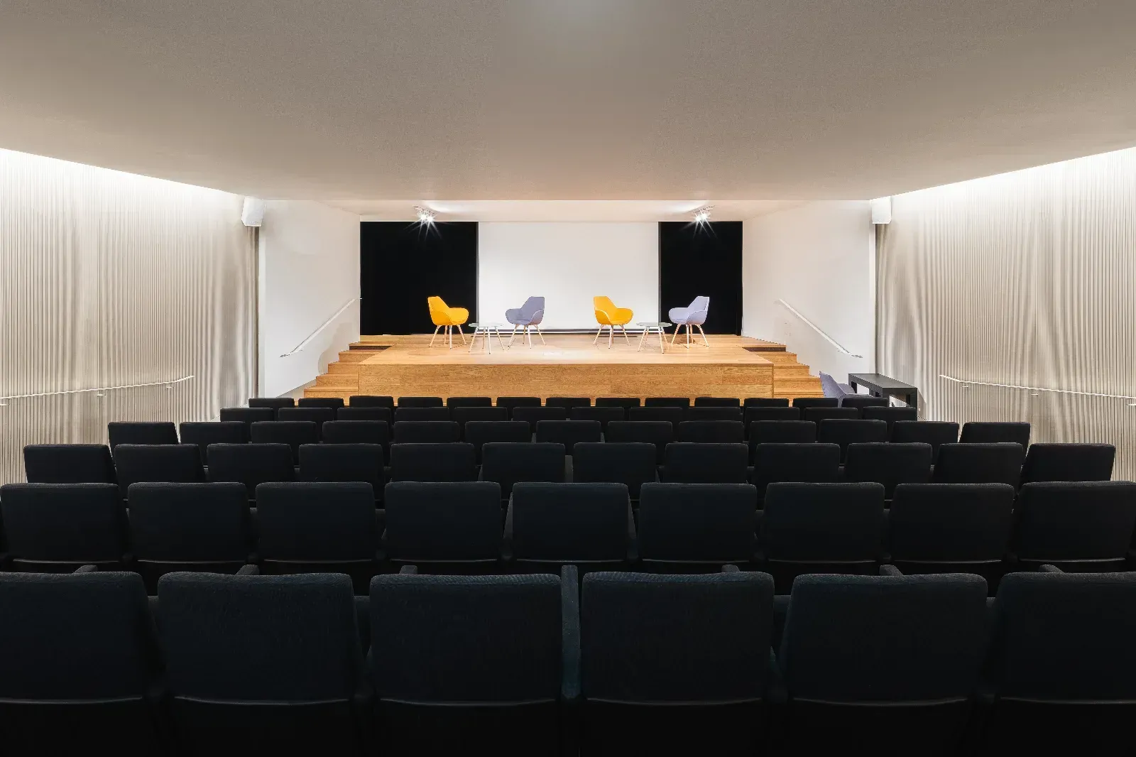 Auditorium for Business Events in Paris — 120 m², Up to 100 People