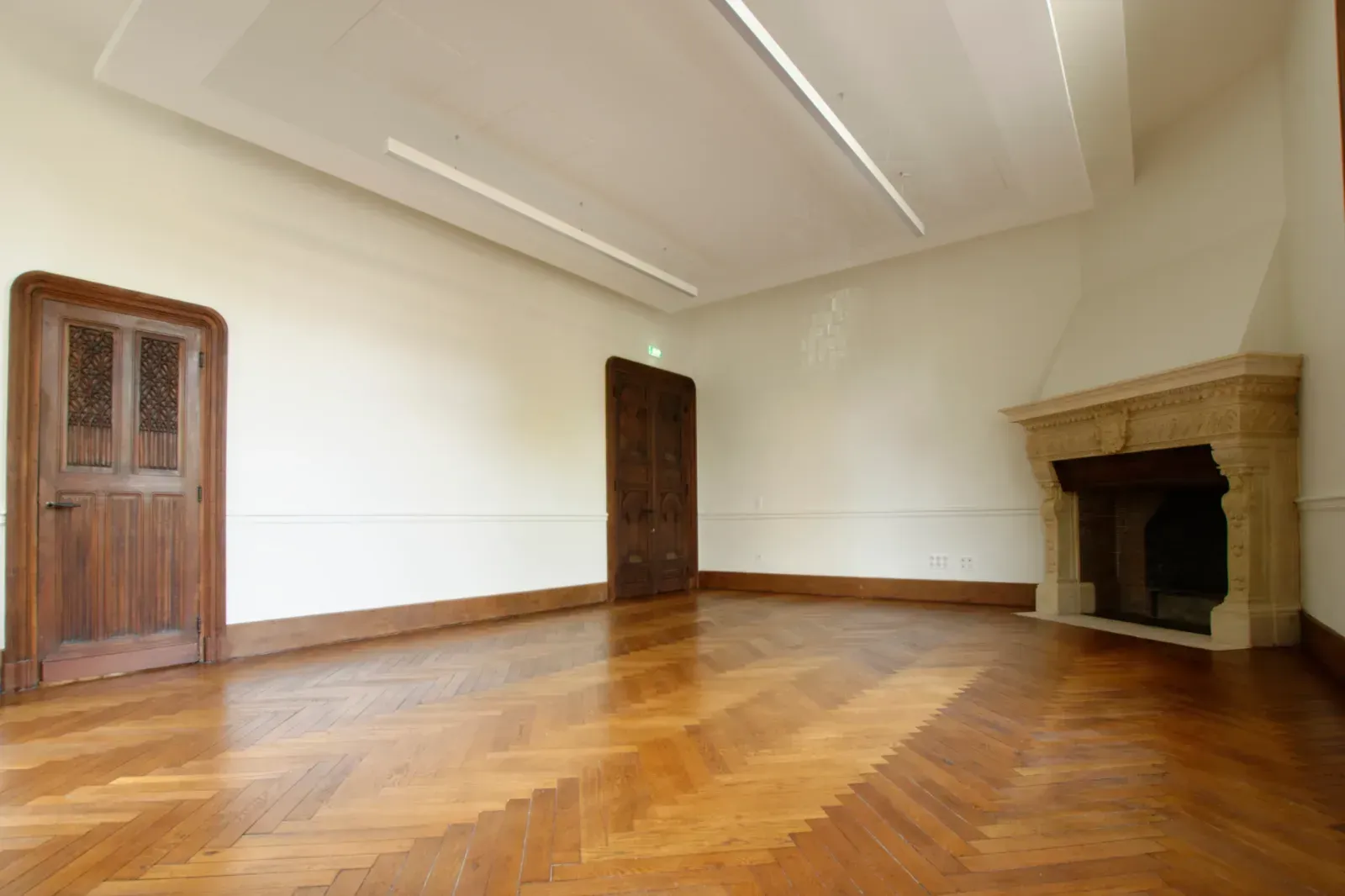 Espace événementiel polyvalent de 140 m² à Paris pour événements d'entreprise