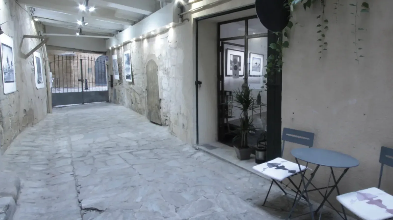 Galerie d'art contemporain à Aix-en-Provence | Lieu pour événements
