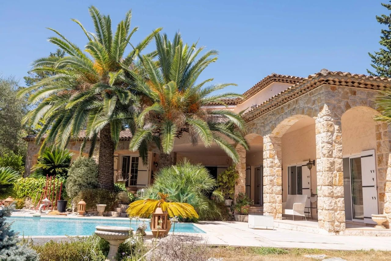 Villa with Exotic Garden & Pool in Mougins | Venue 9957