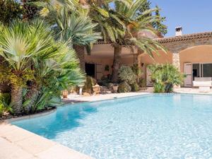Villa with Exotic Garden & Pool in Mougins | Venue 9957