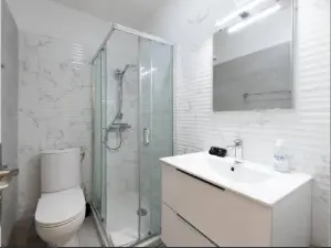 Two-Bedroom Apartment with Pool Access in Cannes
