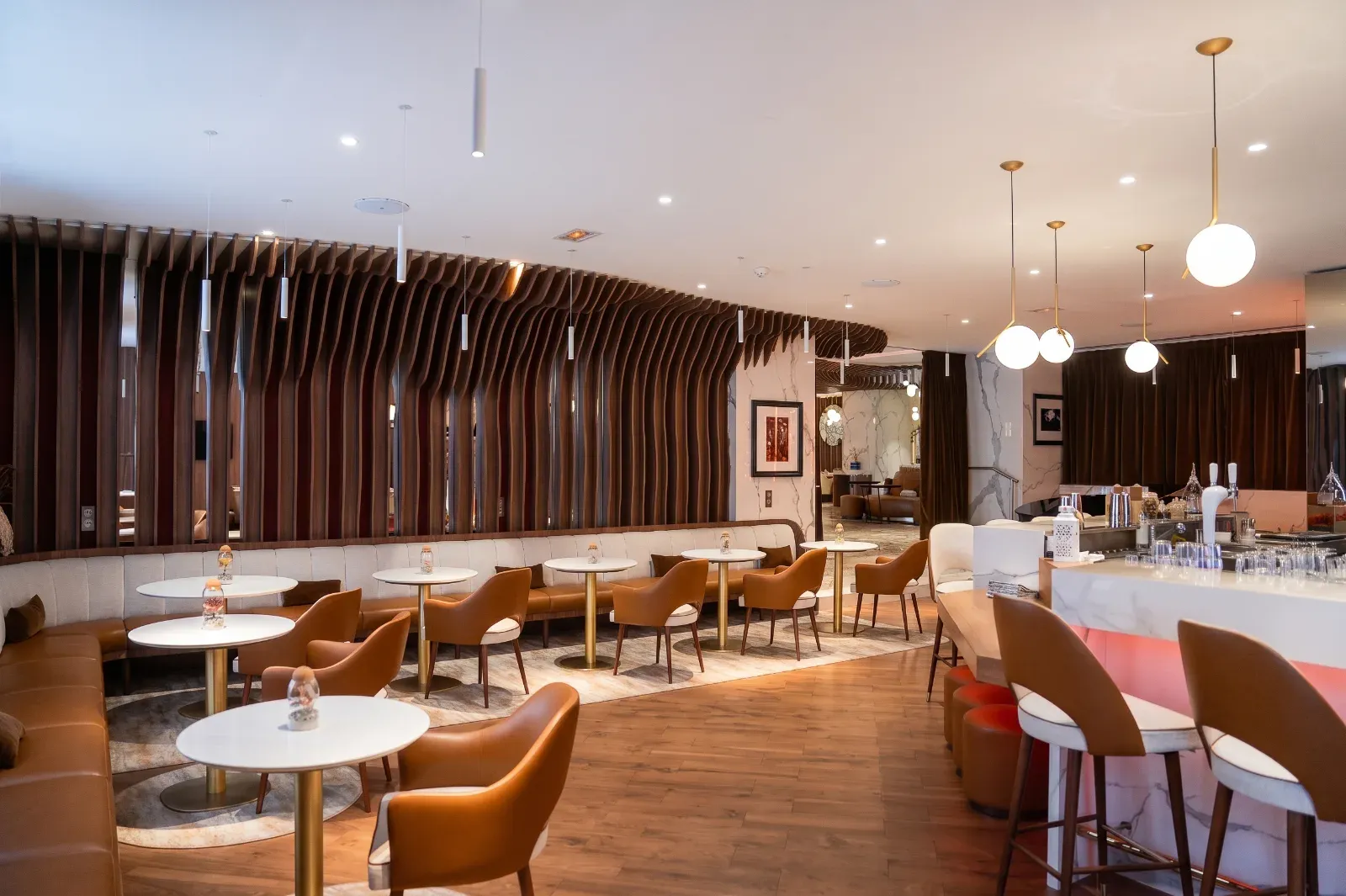 Contemporary Lounge Bar in Cannes | Private Hire