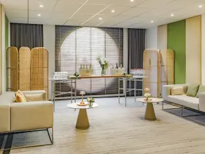 Salon élégant de 230 m² pour événements à Cannes