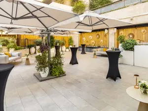 Garden Retreat in Cannes | Elegant Venue for Events