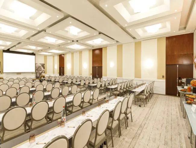 Versatile Plenary Venue for Corporate Events in Cannes