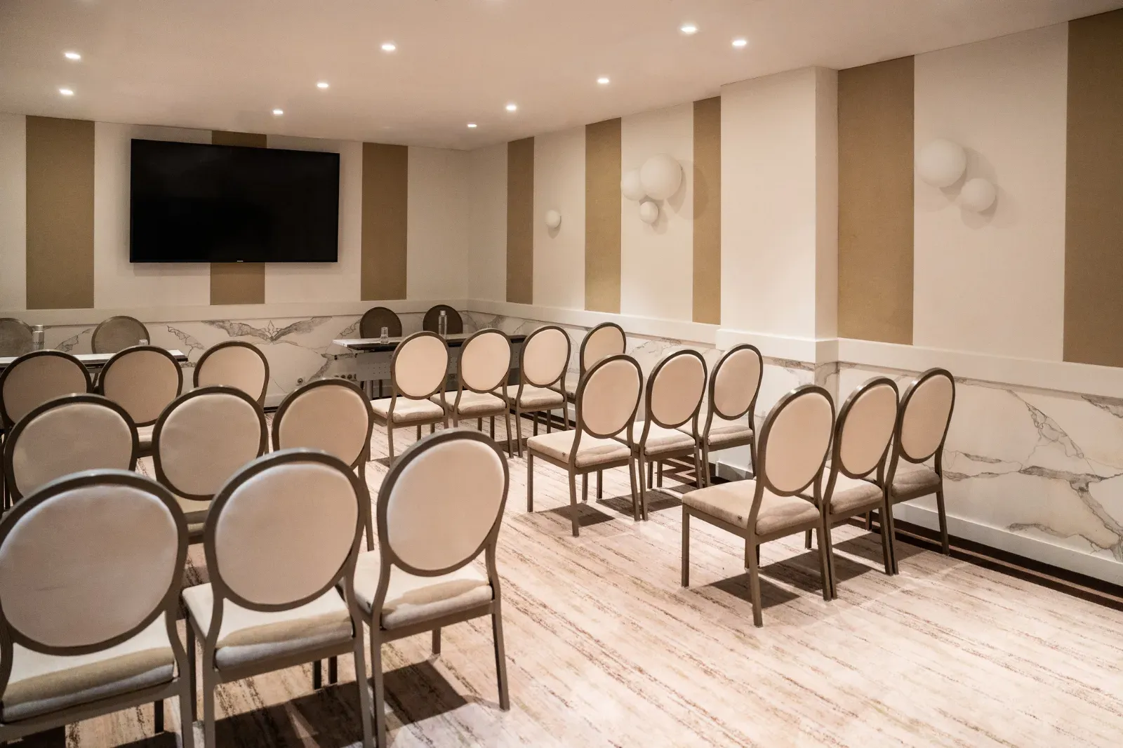 Salle de réunion élégante à Cannes | Lieu pour événements d'affaires
