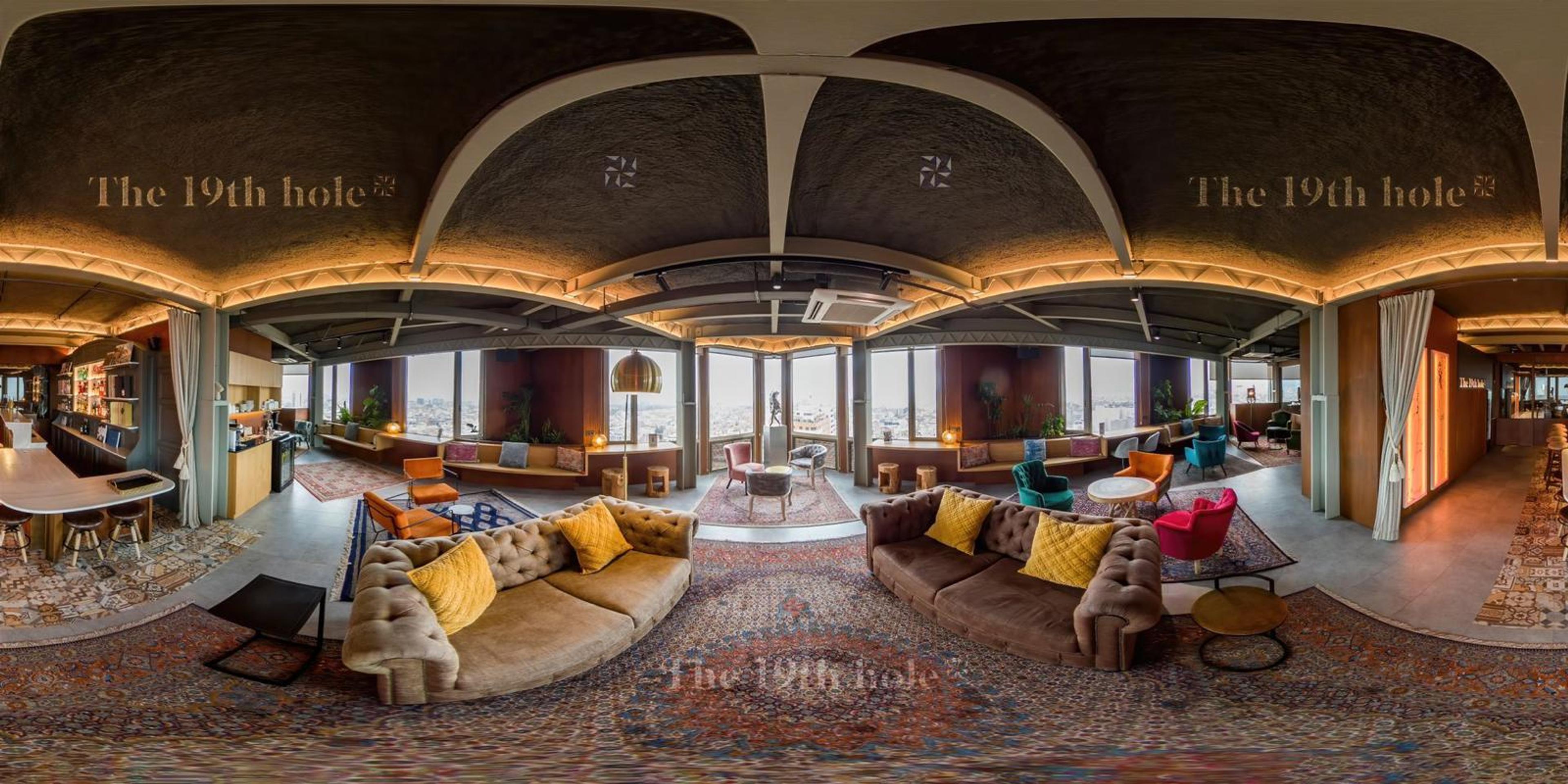 Lounge (19th)
