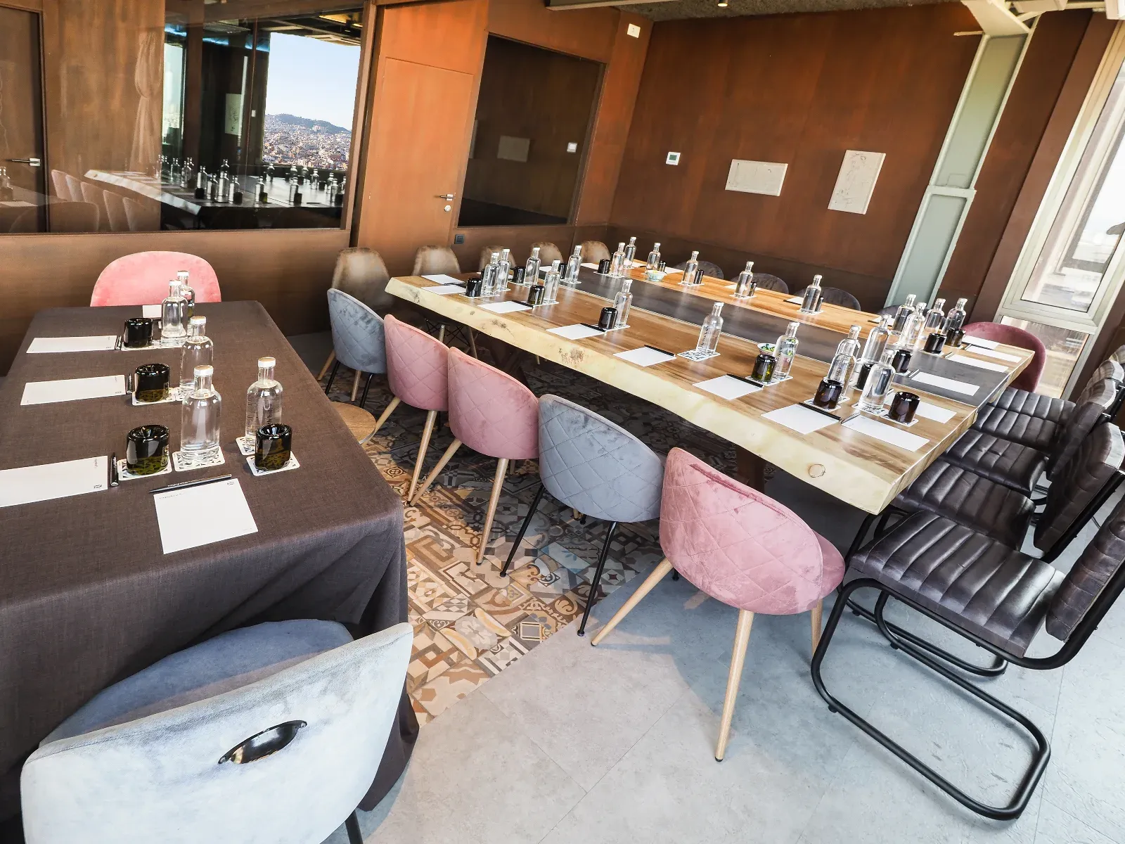 Intimate Meeting Room in Barcelona