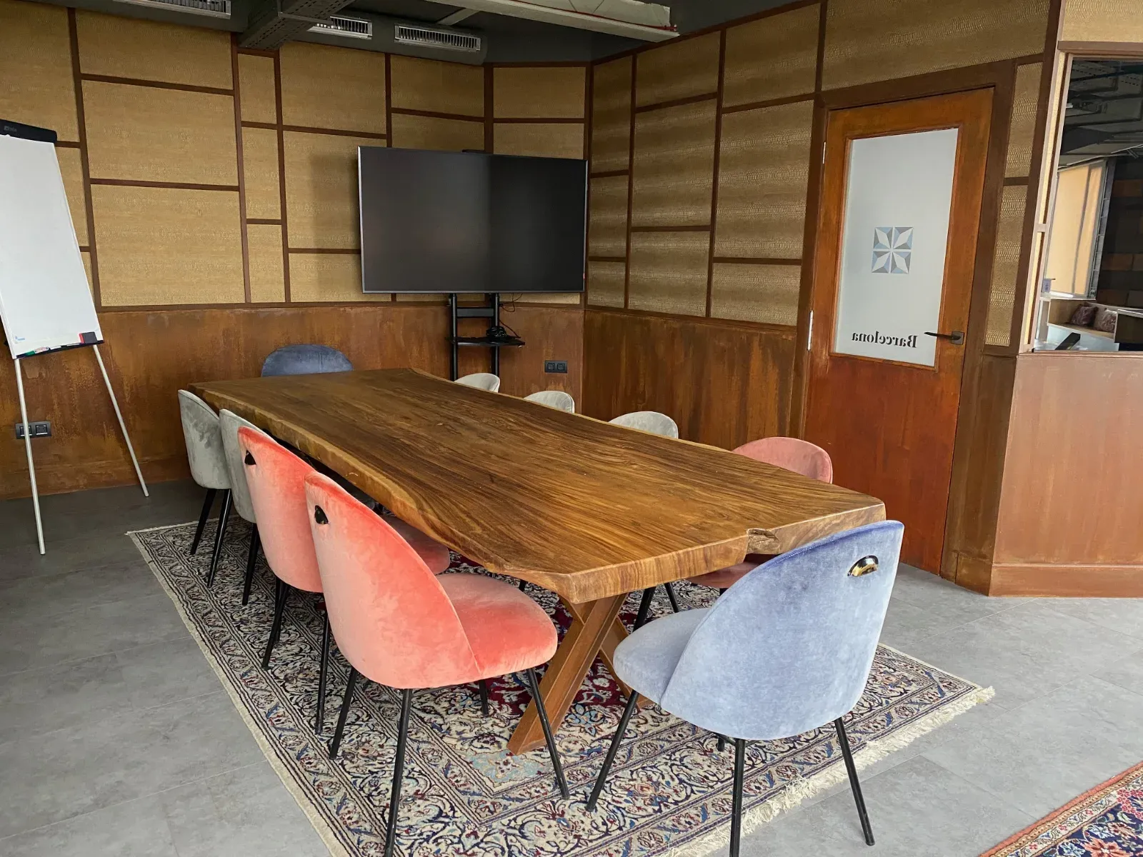 Intimate Meeting Room in Barcelona | Native Spaces