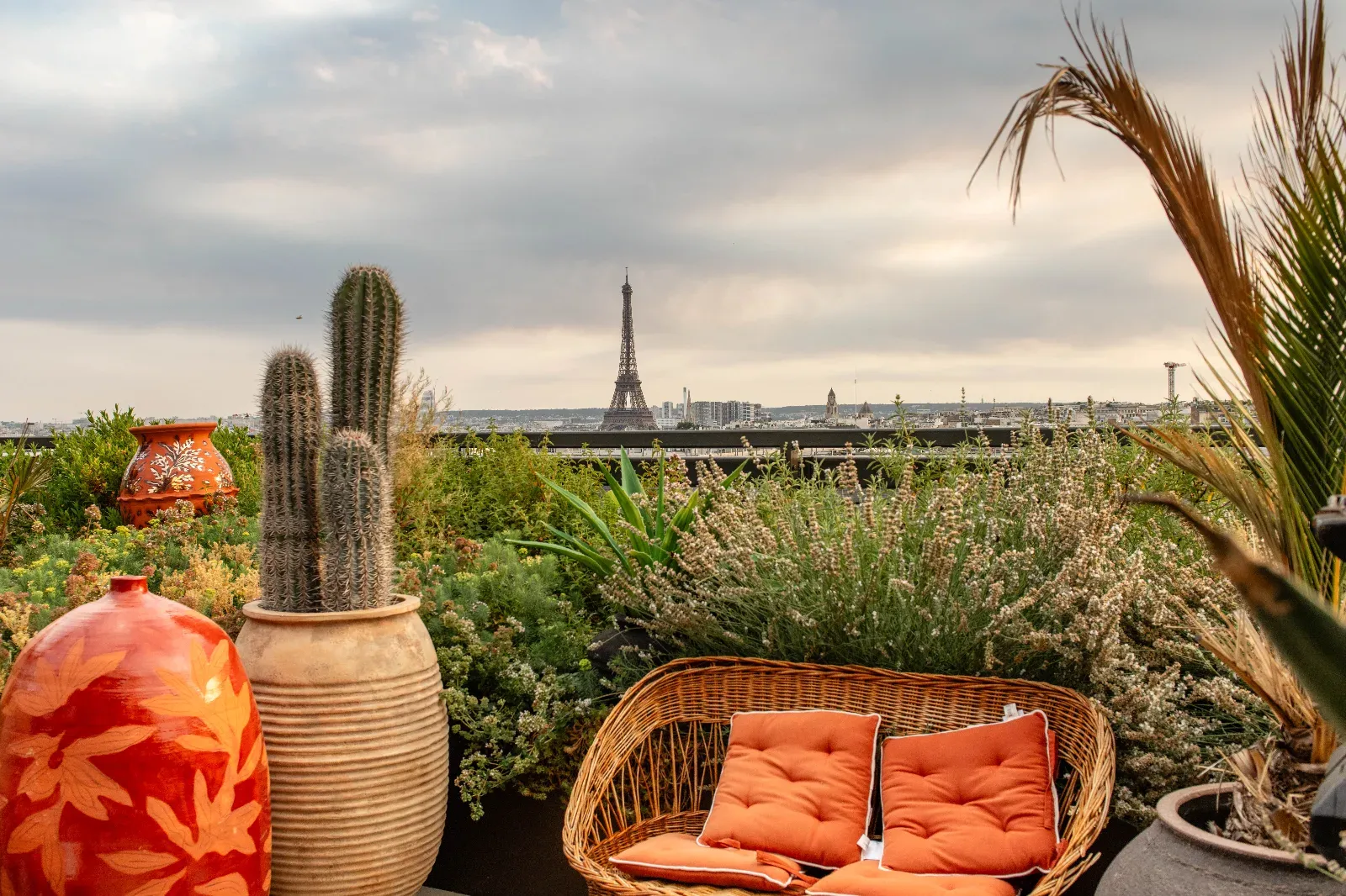 Rooftop avec Vue Panoramique sur Paris
