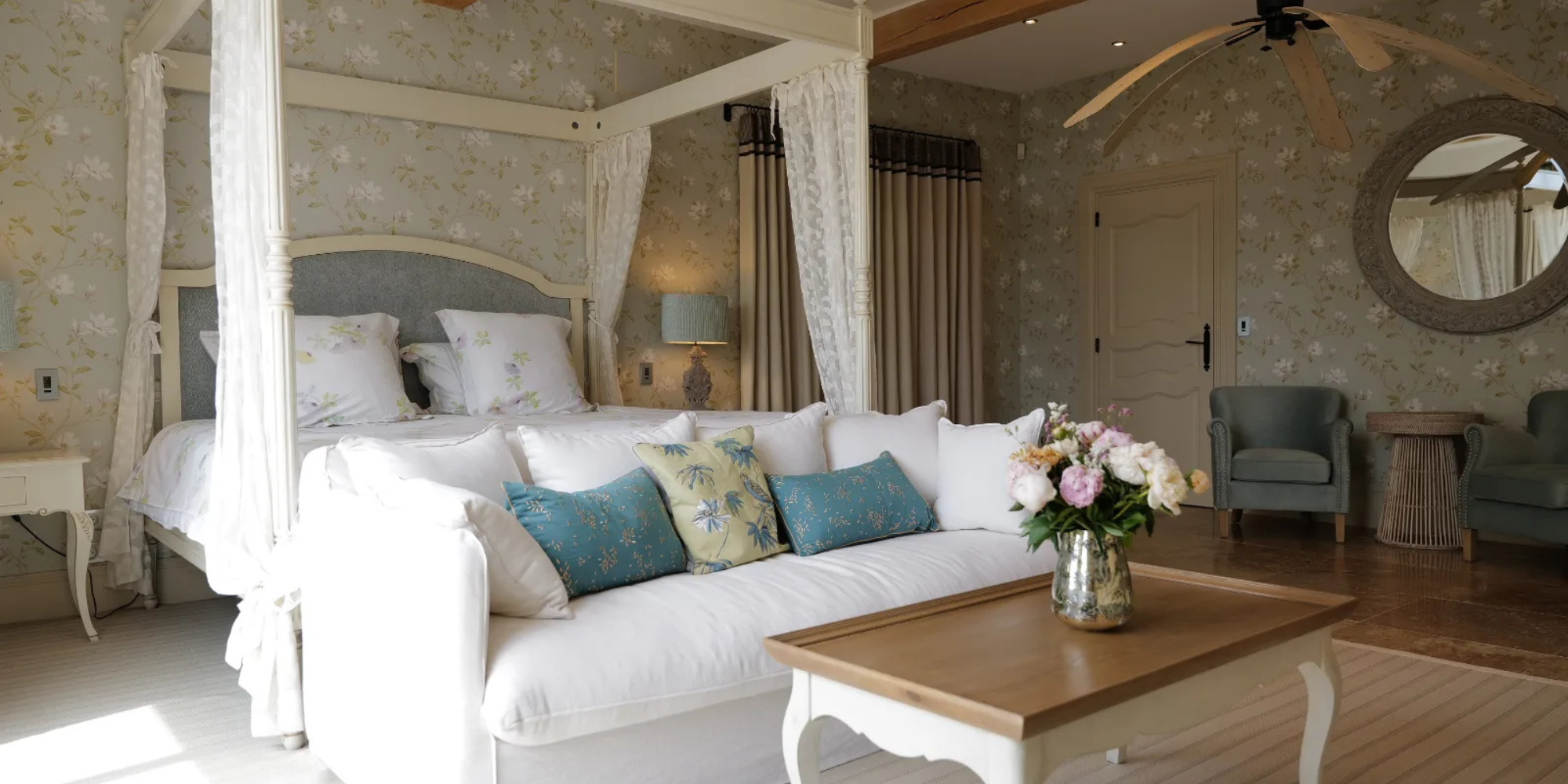 Intérieur de la villa suites élégantes pour séminaires résidentiels de direction