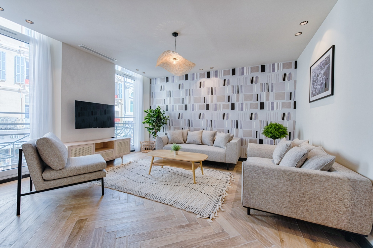 110 m2 apartment opposite the Palais des Congrès