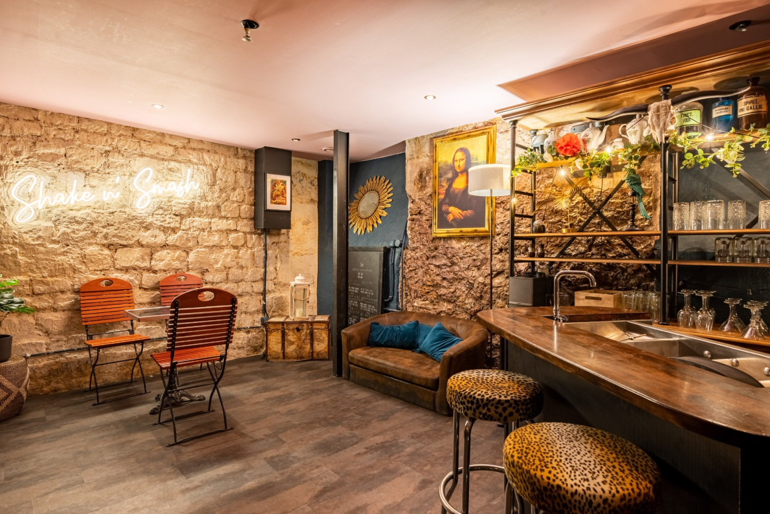 Private space in a cocktail bar