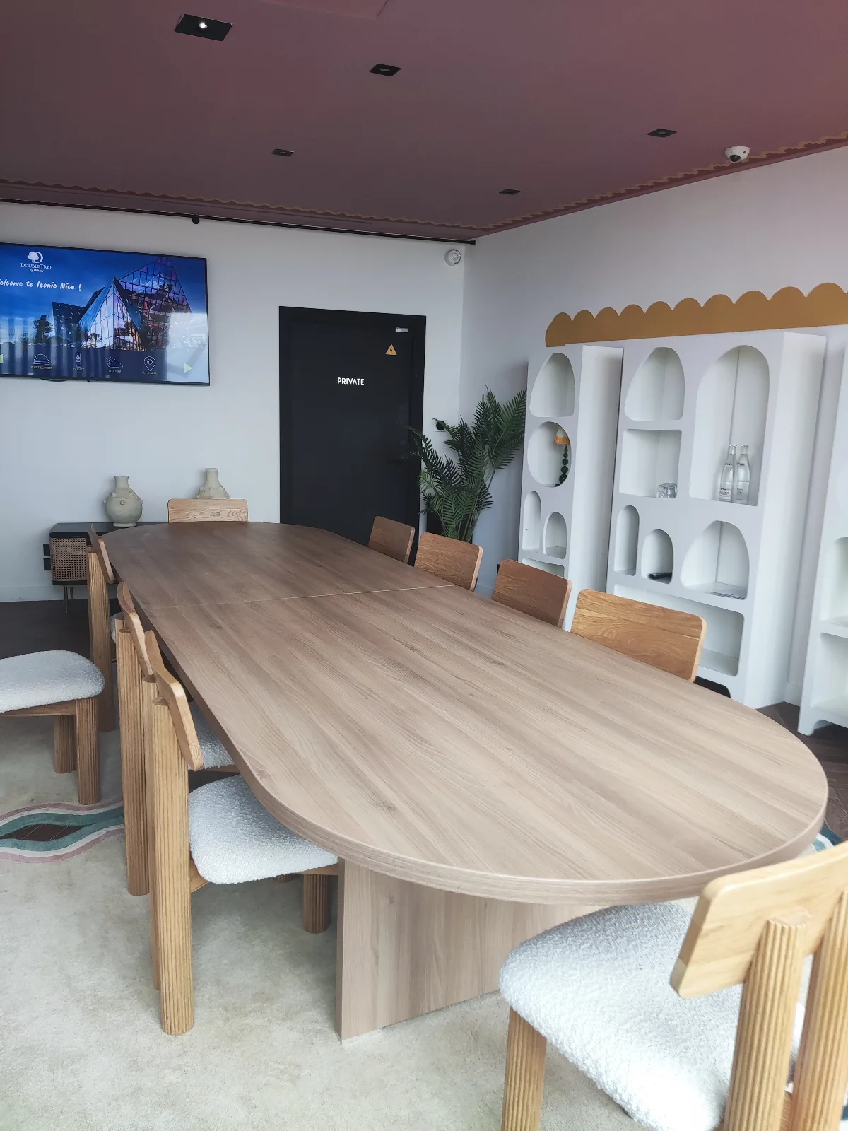 Bright & Professional Meeting Room with City View – Perfect for Small Seminars