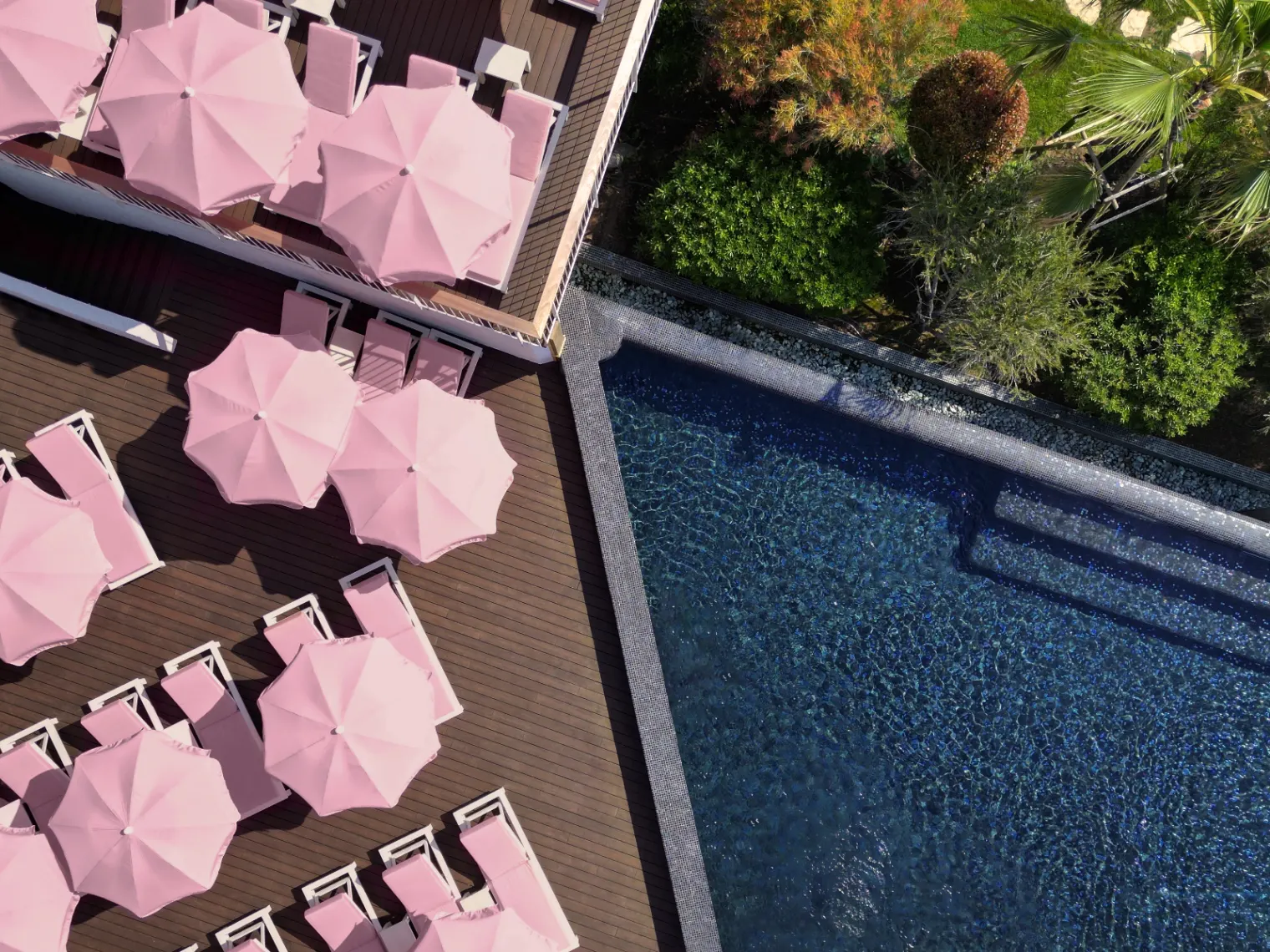 The swimming pool: Reflections of Cap d'Antibes