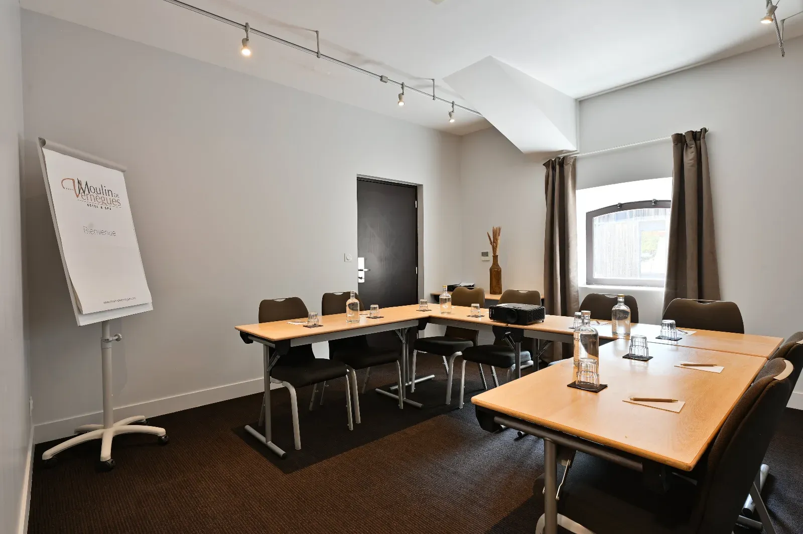 Salle conviviale de 19m²