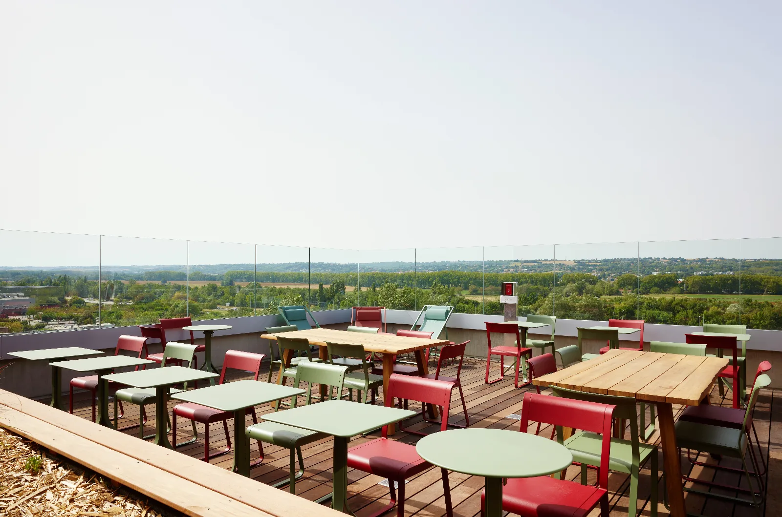 Un Rooftop niché au 9ème étage avec vue sur les Pyrénées