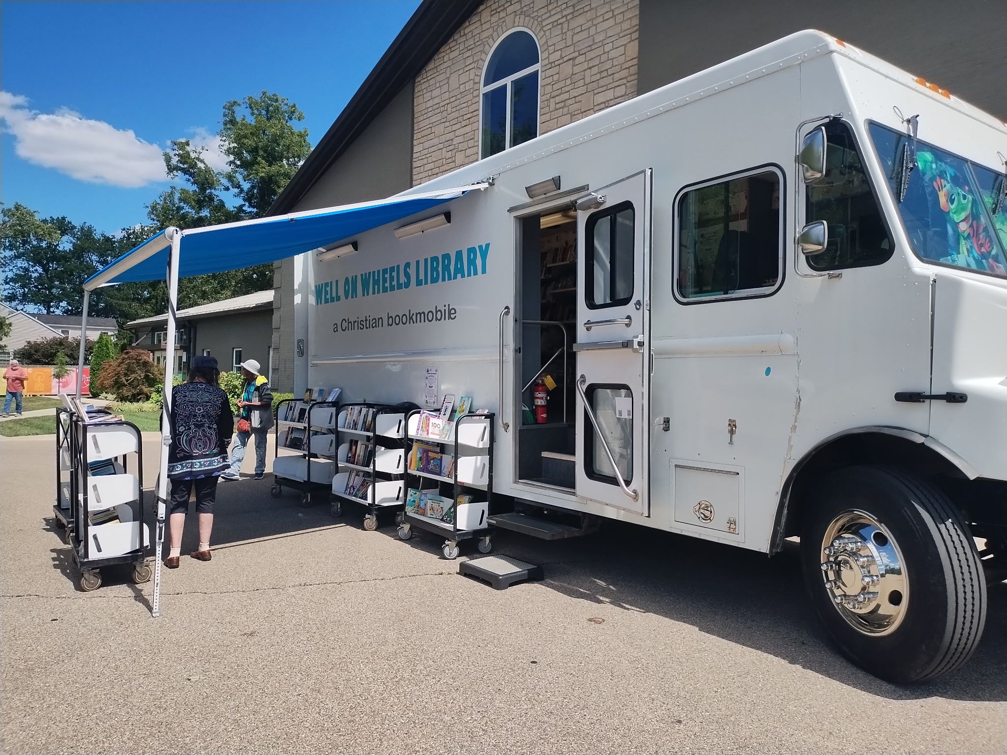 Well On Wheels Library