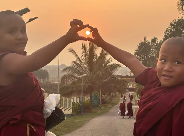 Tashi Lhunpo Foundation
