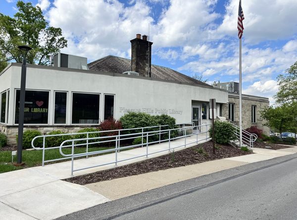 Pleasant Hills Public Library