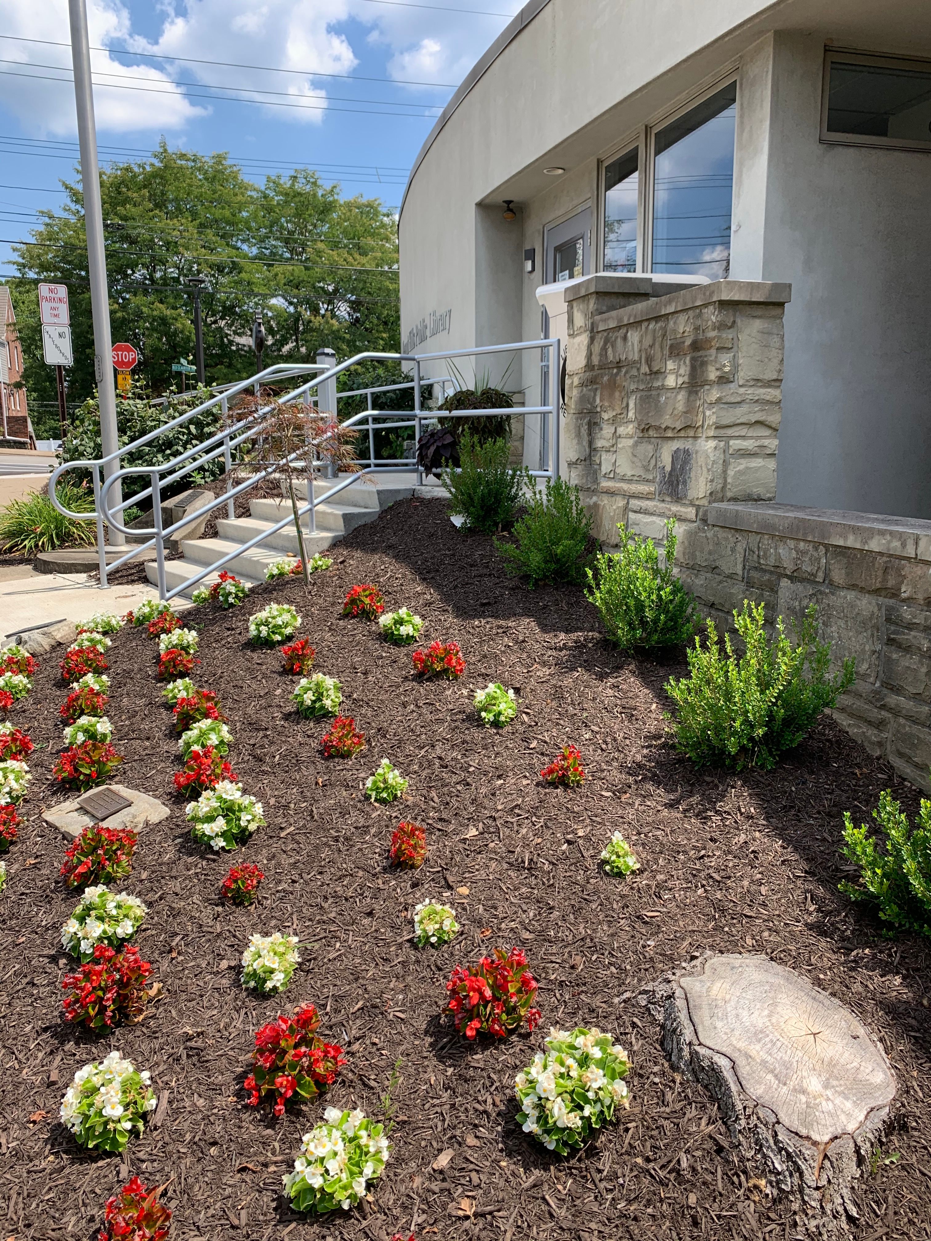 Pleasant Hills Public Library