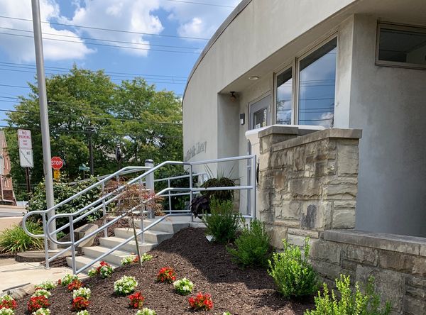 Pleasant Hills Public Library