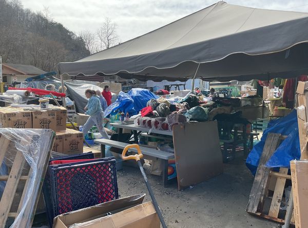 Thankful HEARTS FOOD PANTRY