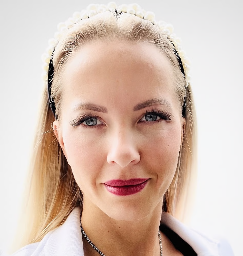 Friederike Svensson — Lake Oswego Ambassador