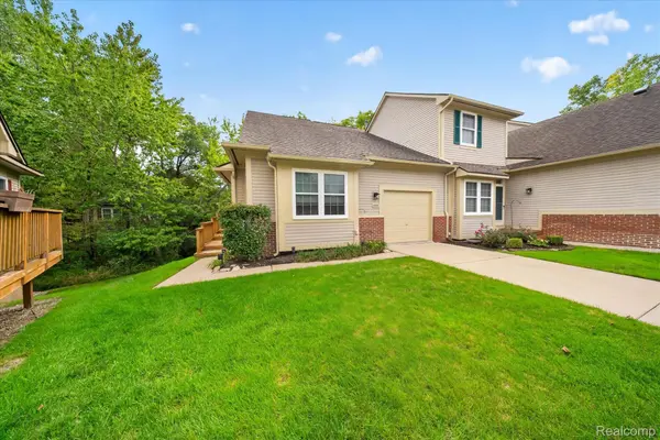 30900 Jasper RDG, Novi, MI 48377