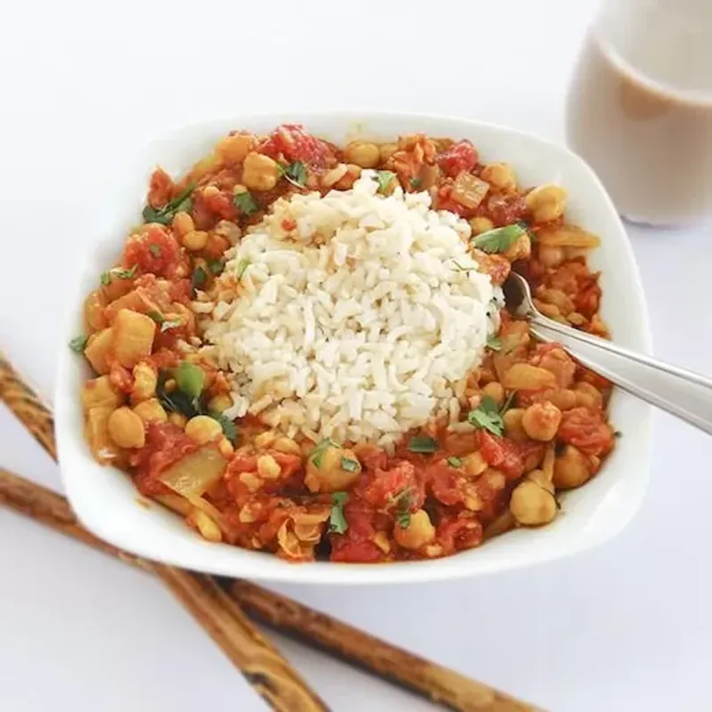 Tomato and Chickpea Curry image