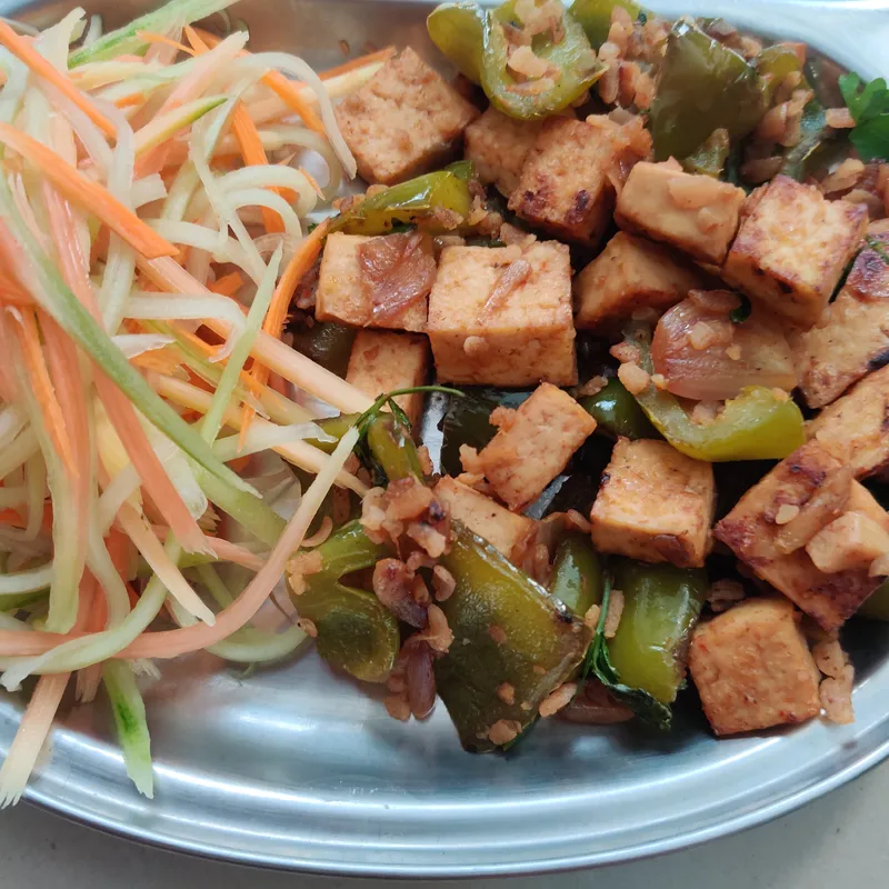 Tangy Tofu Capsicum Stir Fry image