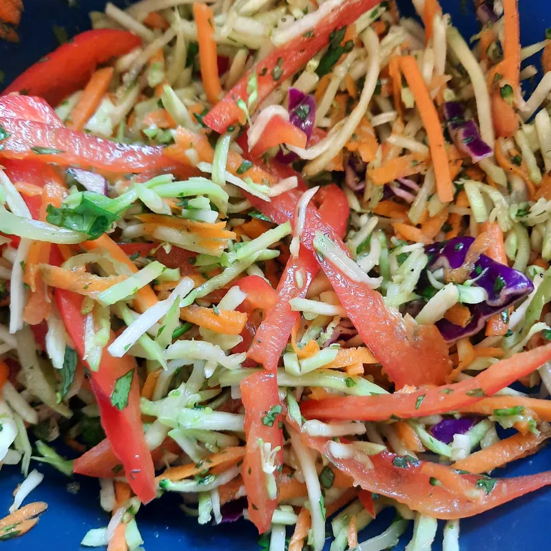 Tangy Lime Broccoli Slaw image