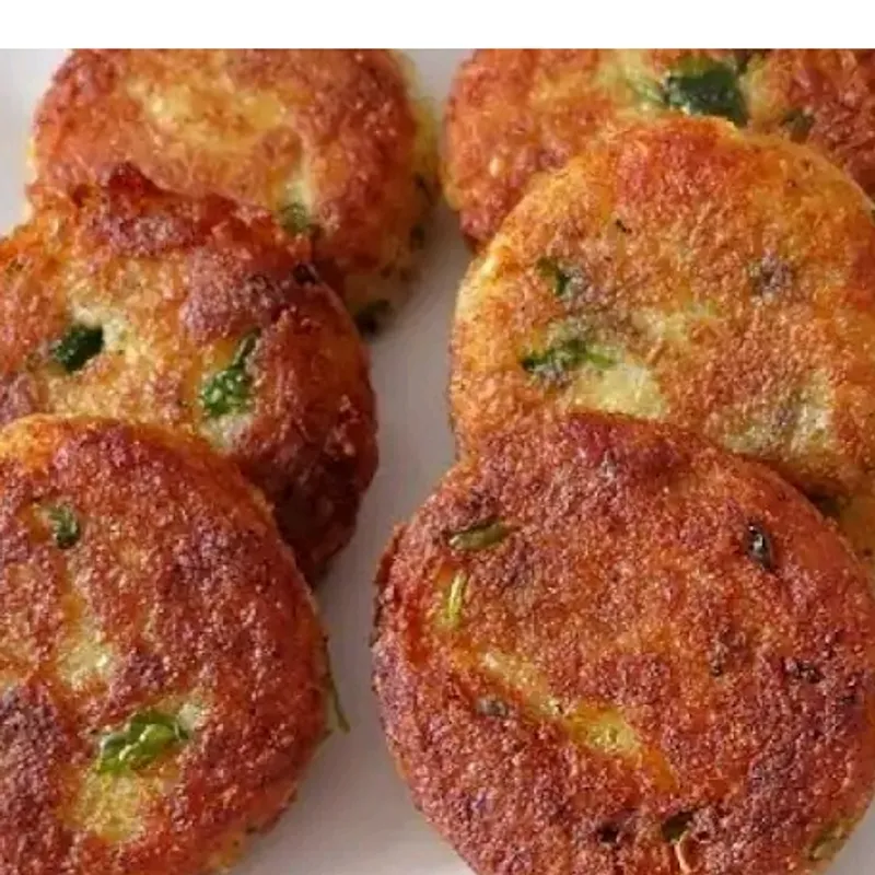 Crispy Potato Tikki Recipe image