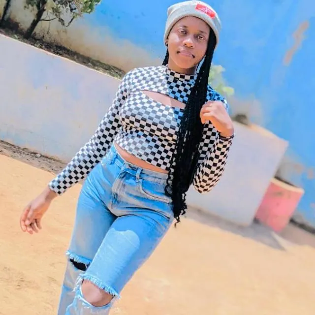 MBE HÉLÉNA DARELLE