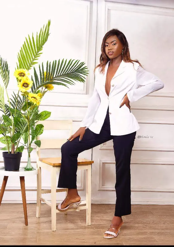 Olive charnelle Makong