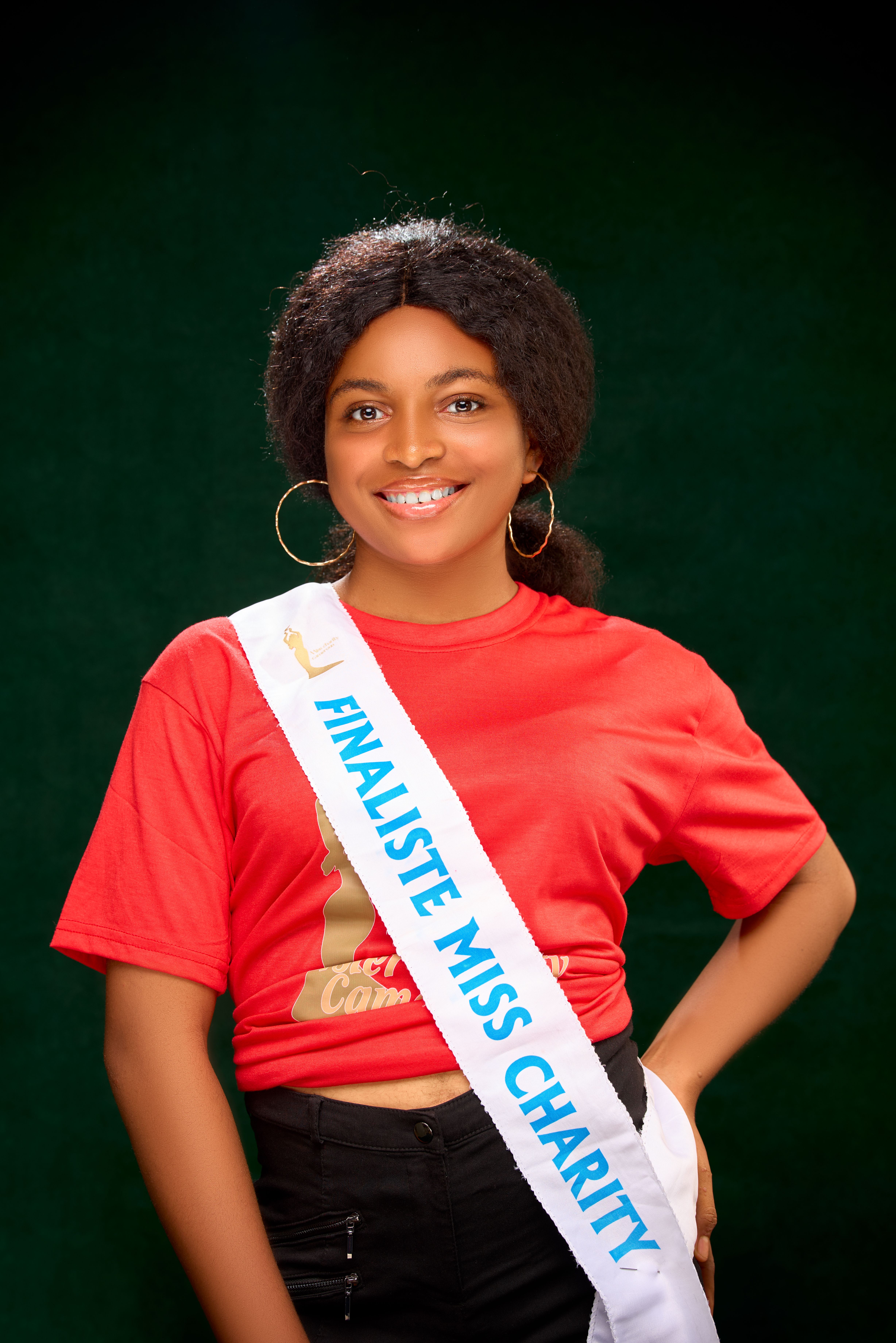 Mbezele enyegue Brigitte Nyris