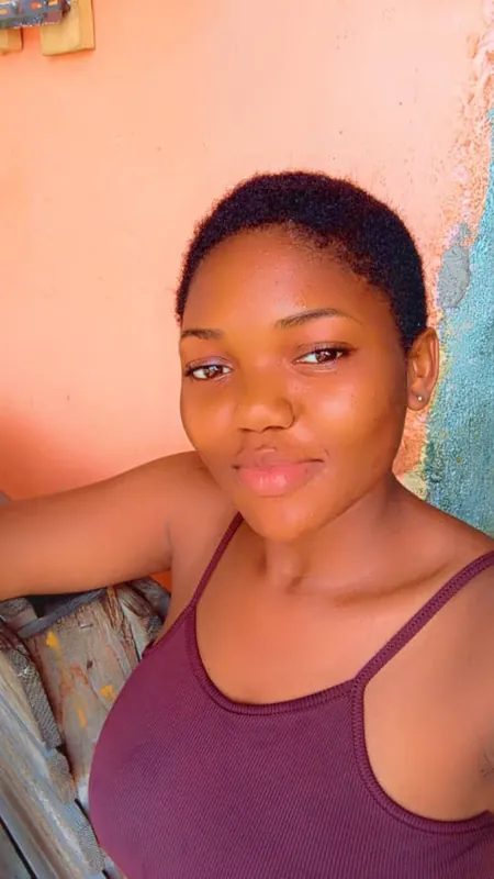 YANCMO NOUKIYEU Claudia chelsea