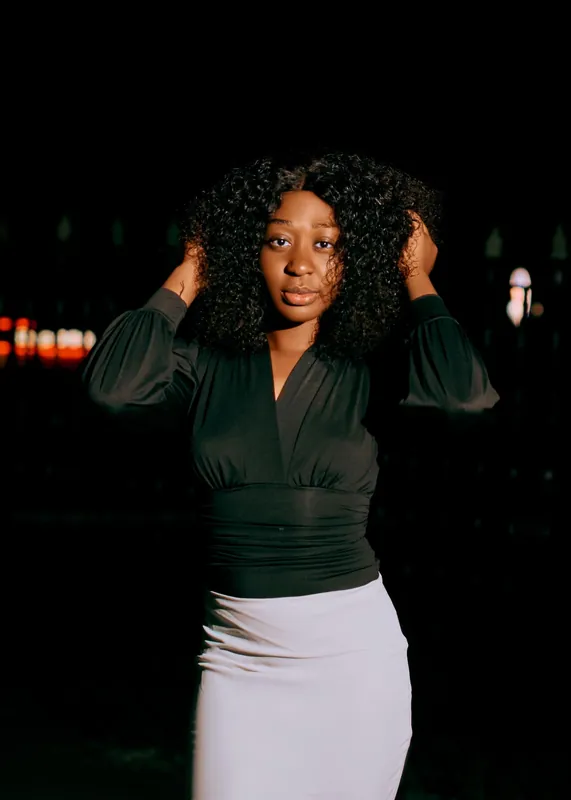 Elembe Ngadi Charlotte Rose