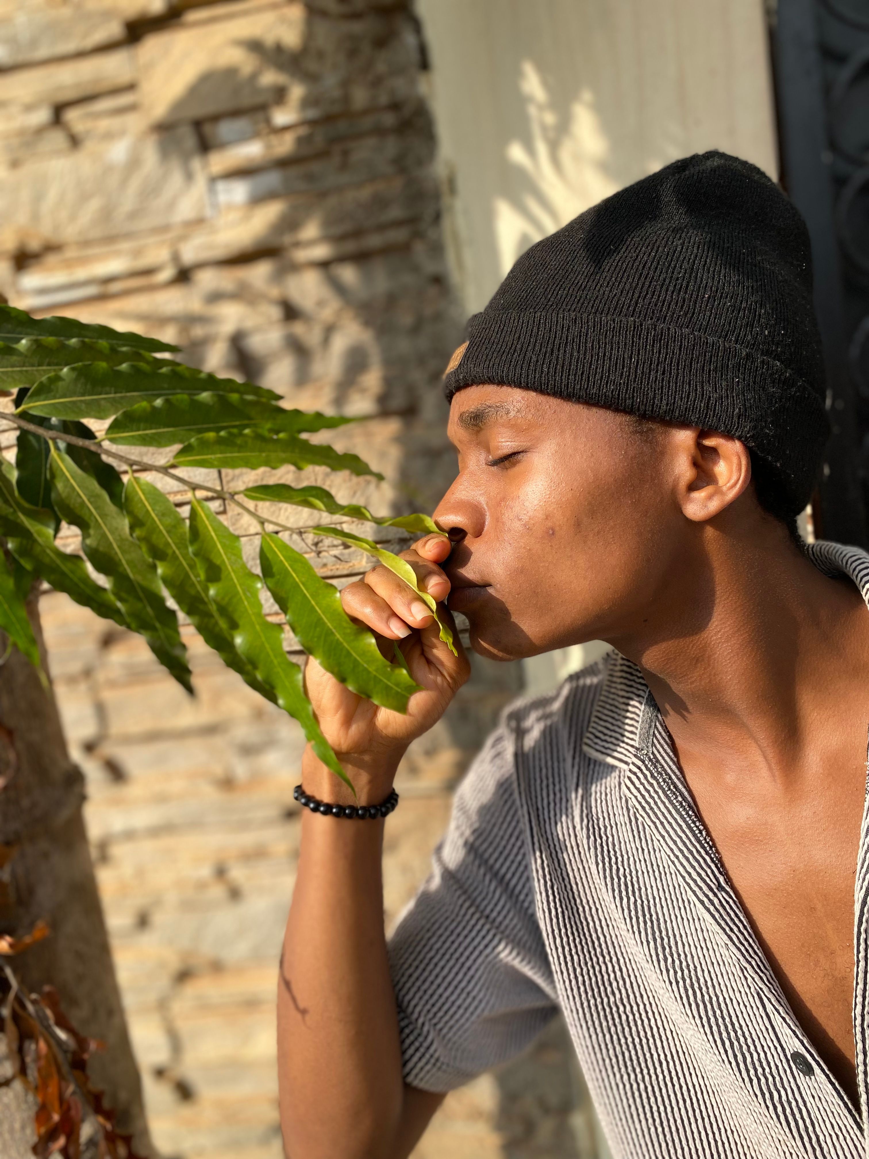 Highmood2️⃣3️⃣7️⃣🇨🇲