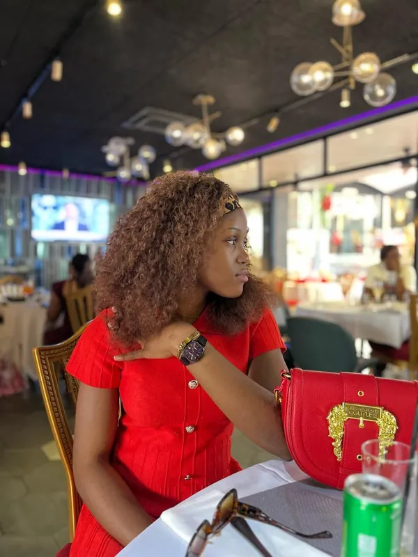 Ngayna stala Martine