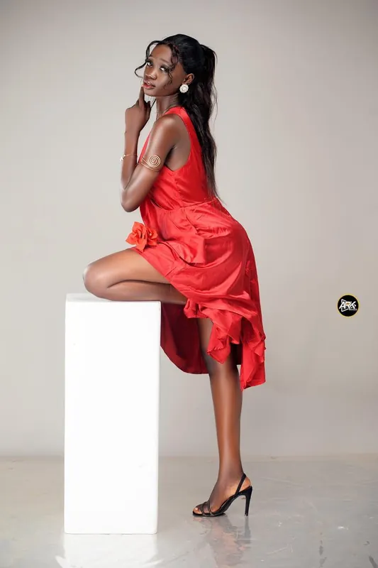 Cécile Millimouno black Diamond