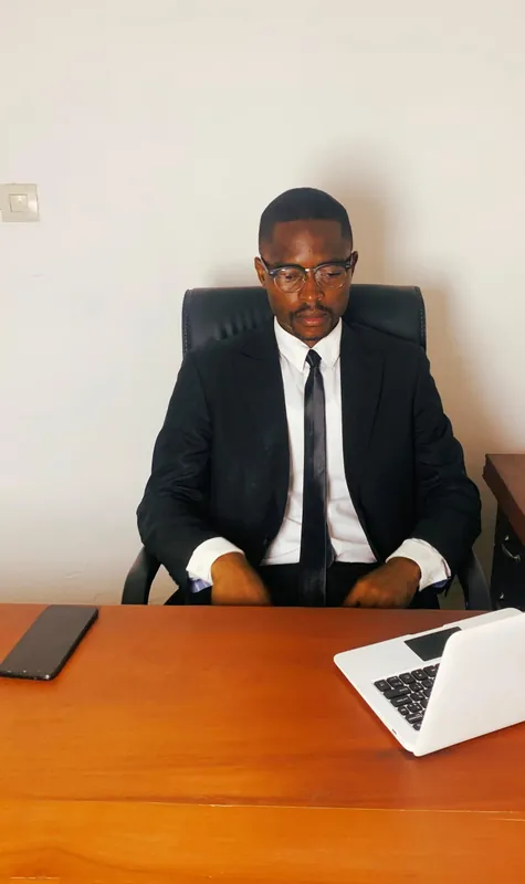 NGUINI ENYEGUE Félix Arnaud