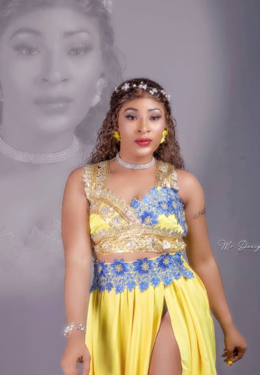 Nelly  blonde Ngoueleu