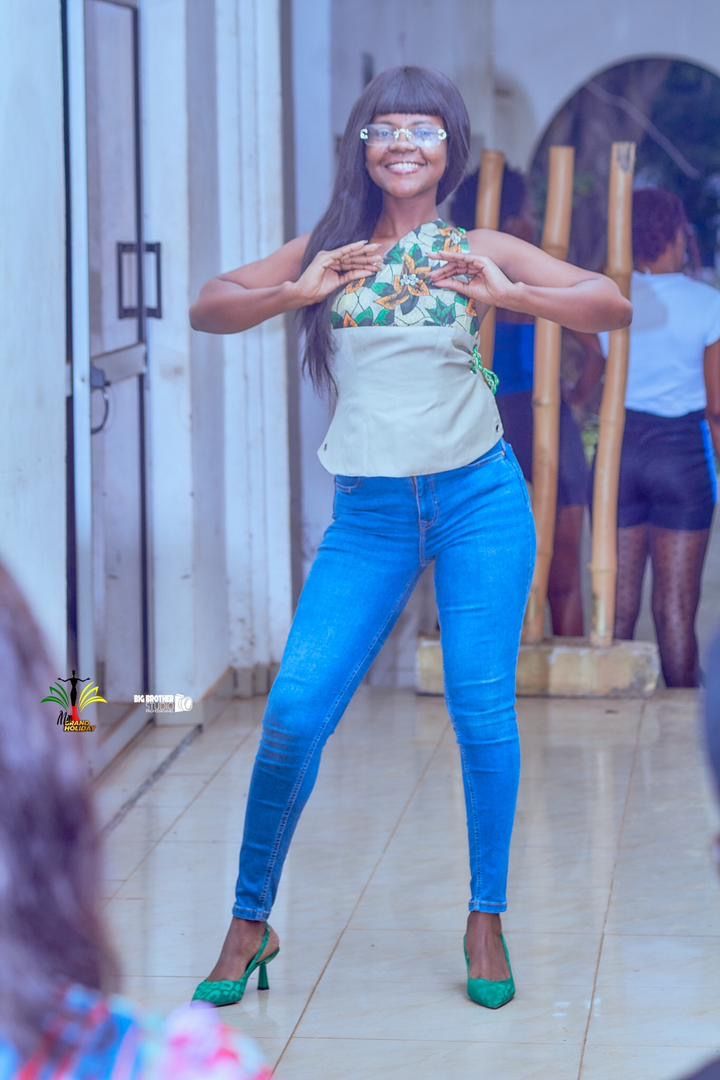  MANGA MVOA JEANNE PATRICIA.  