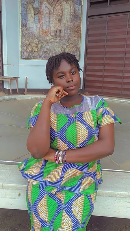 ESSENEM Rose Albertine