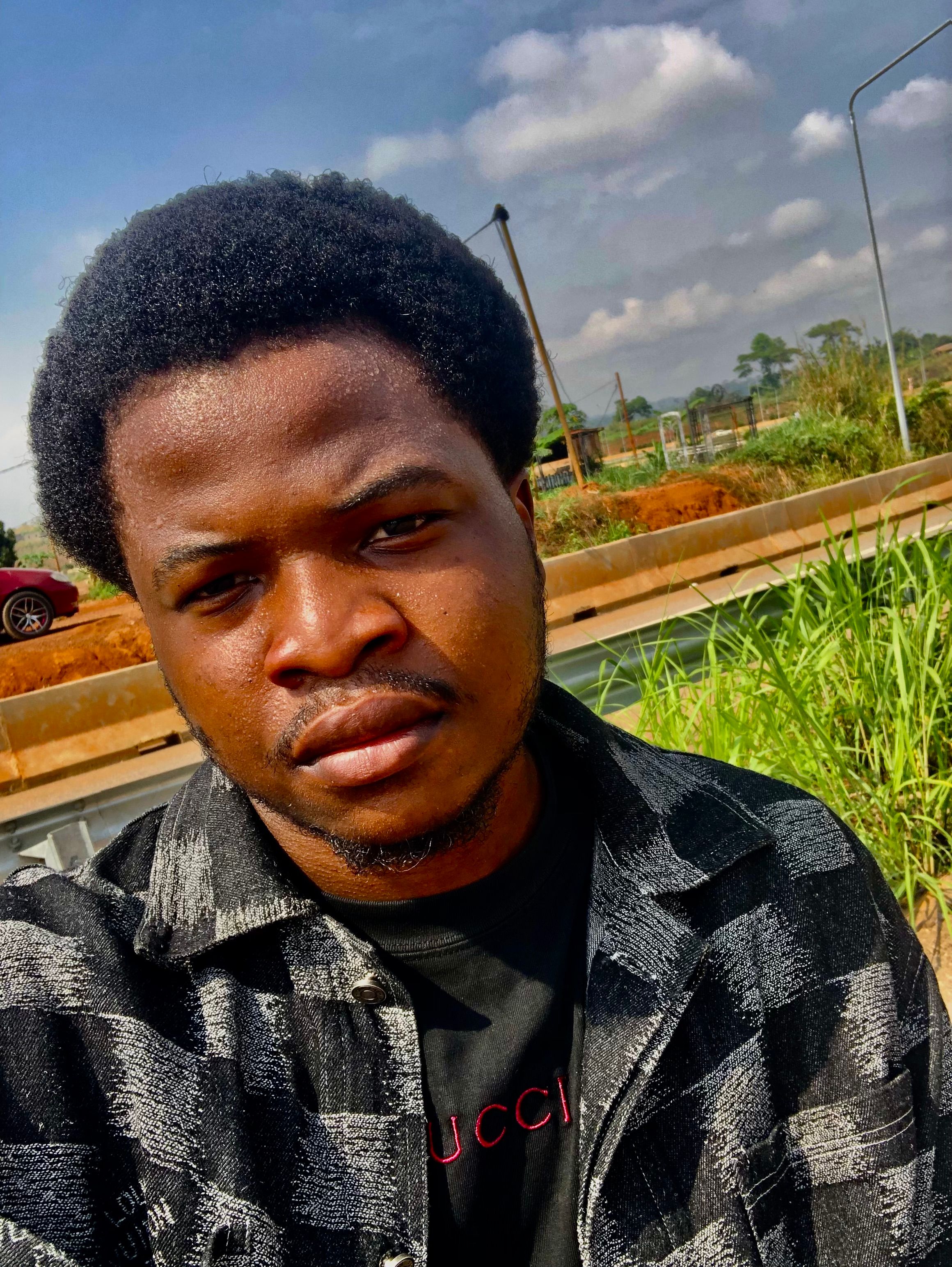 Meka Essomba Kenny Menes