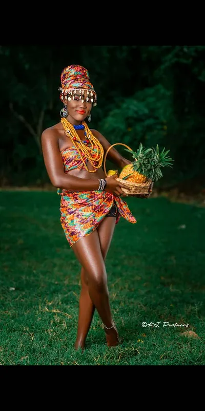 Kamgaing Jeannette (Blue)